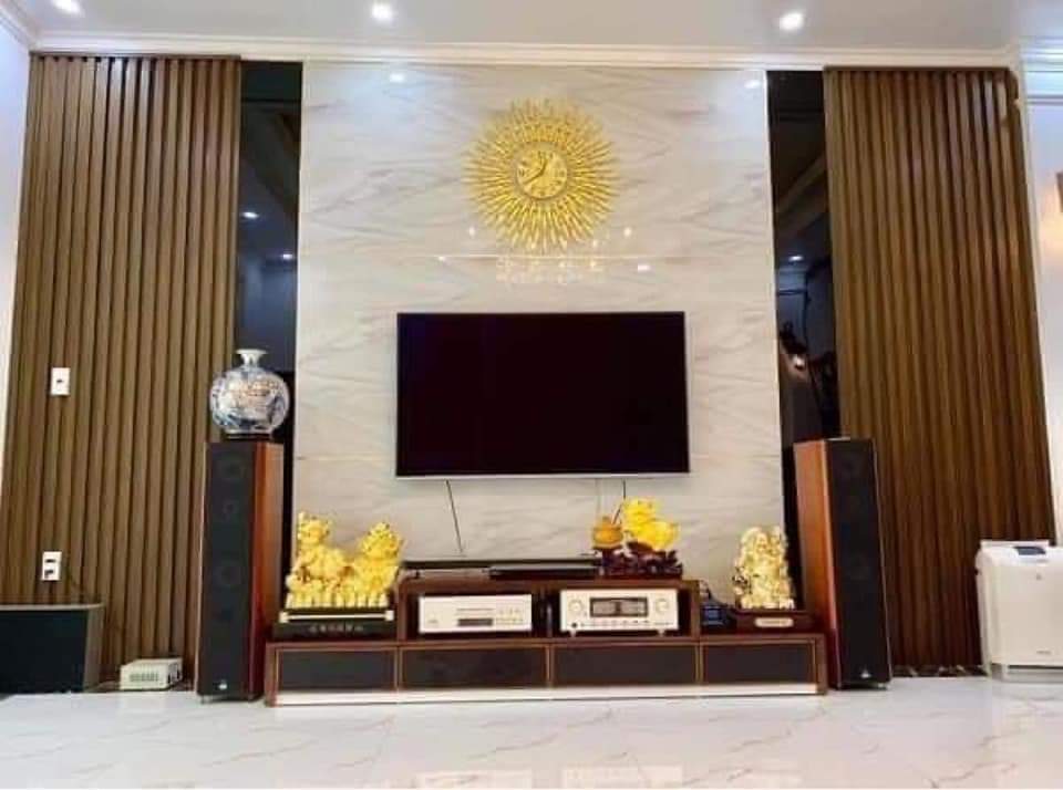 tam_op_tuong_pvc_van_da_noi_that_rubic_hom_thi_cong_op_tuong_2 tam_op_tuong_pvc_van_da_noi_that_rubic_hom_thi_cong_op_tuong